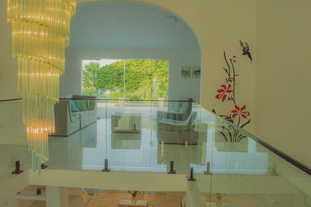 בית נופש הוילה סנטיאגו דה לוס קבאלרוס Luxury Mansion 7Br Heated Pool Cook Included