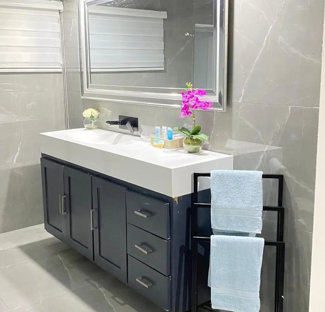 הוילה סנטיאגו דה לוס קבאלרוס Luxury Mansion 7Br Heated Pool Cook Included