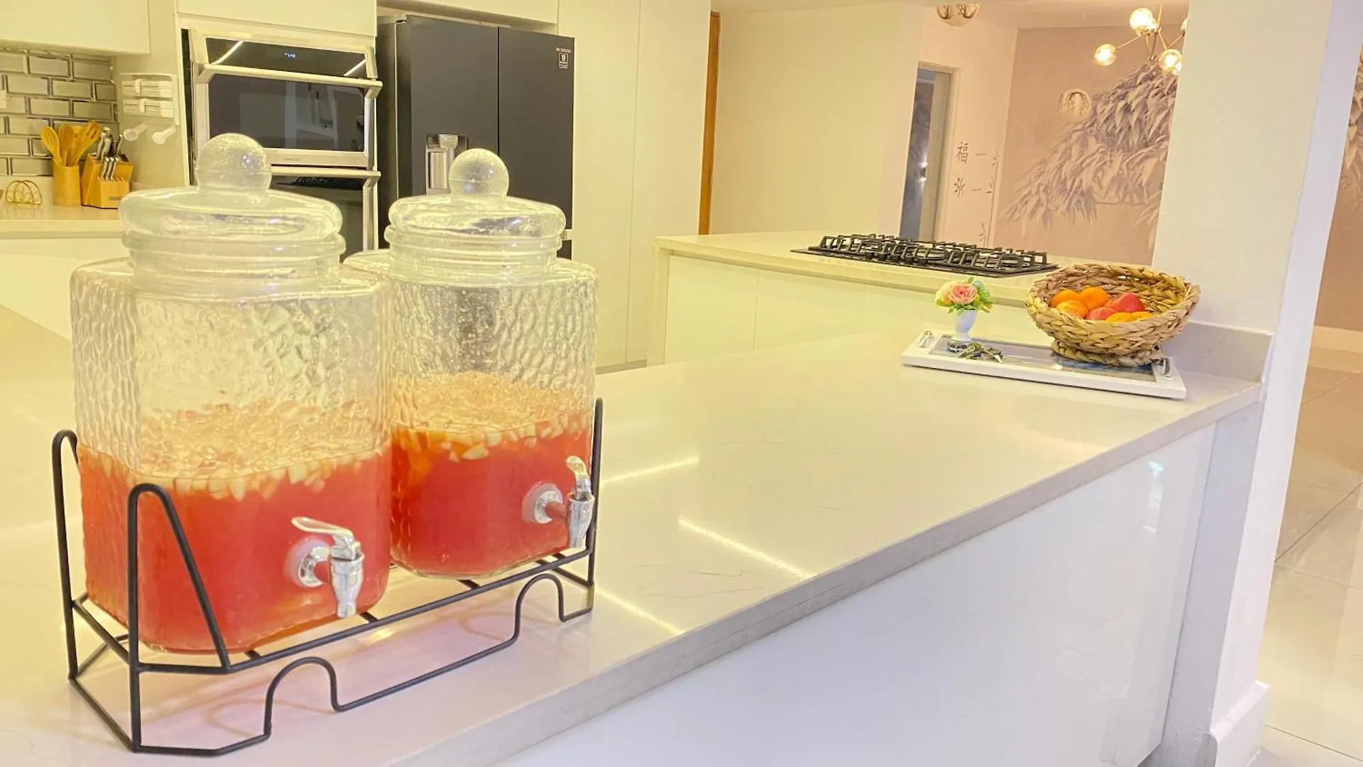 בית נופש הוילה סנטיאגו דה לוס קבאלרוס Luxury Mansion 7Br Heated Pool Cook Included