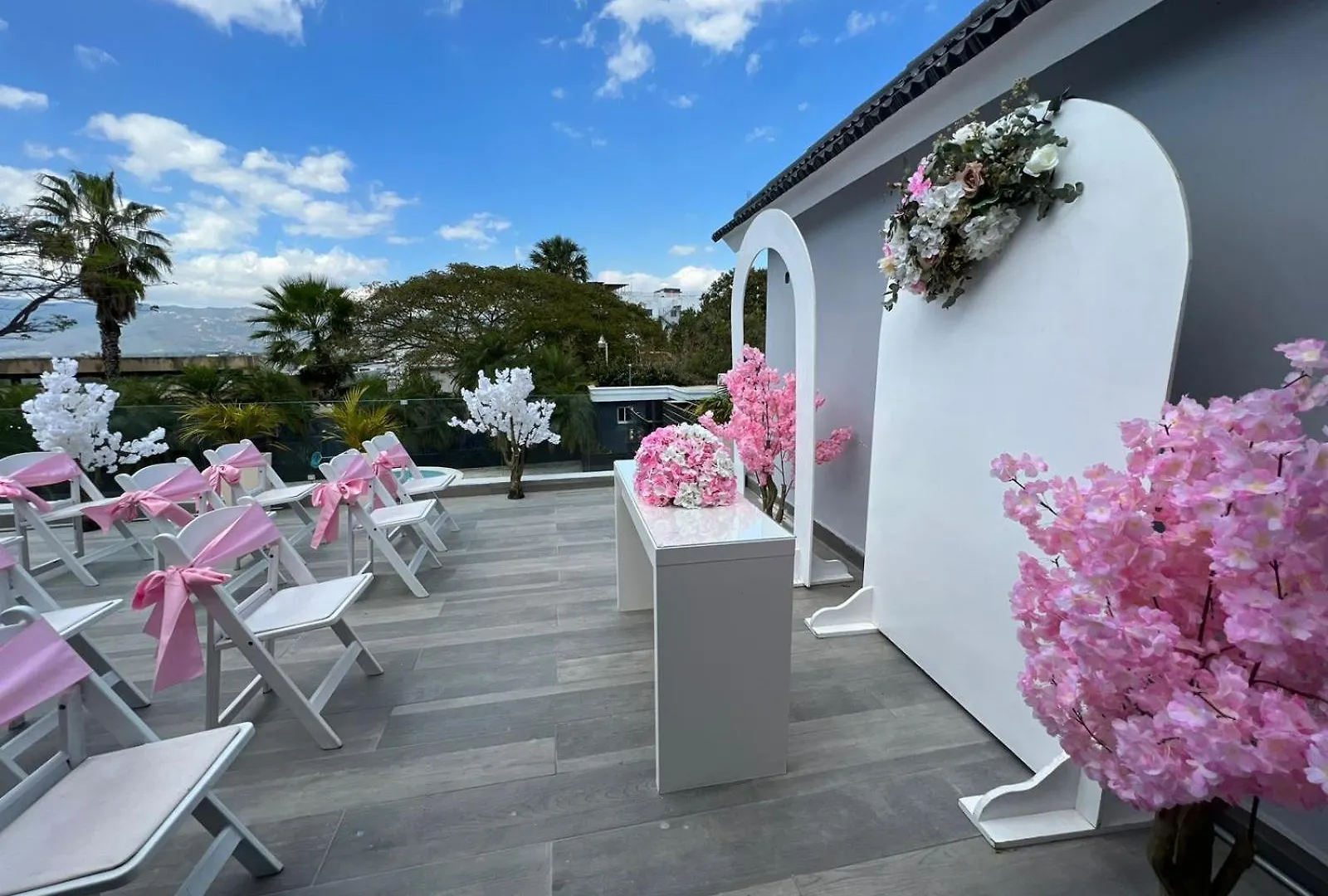הוילה סנטיאגו דה לוס קבאלרוס Luxury Mansion 7Br Heated Pool Cook Included